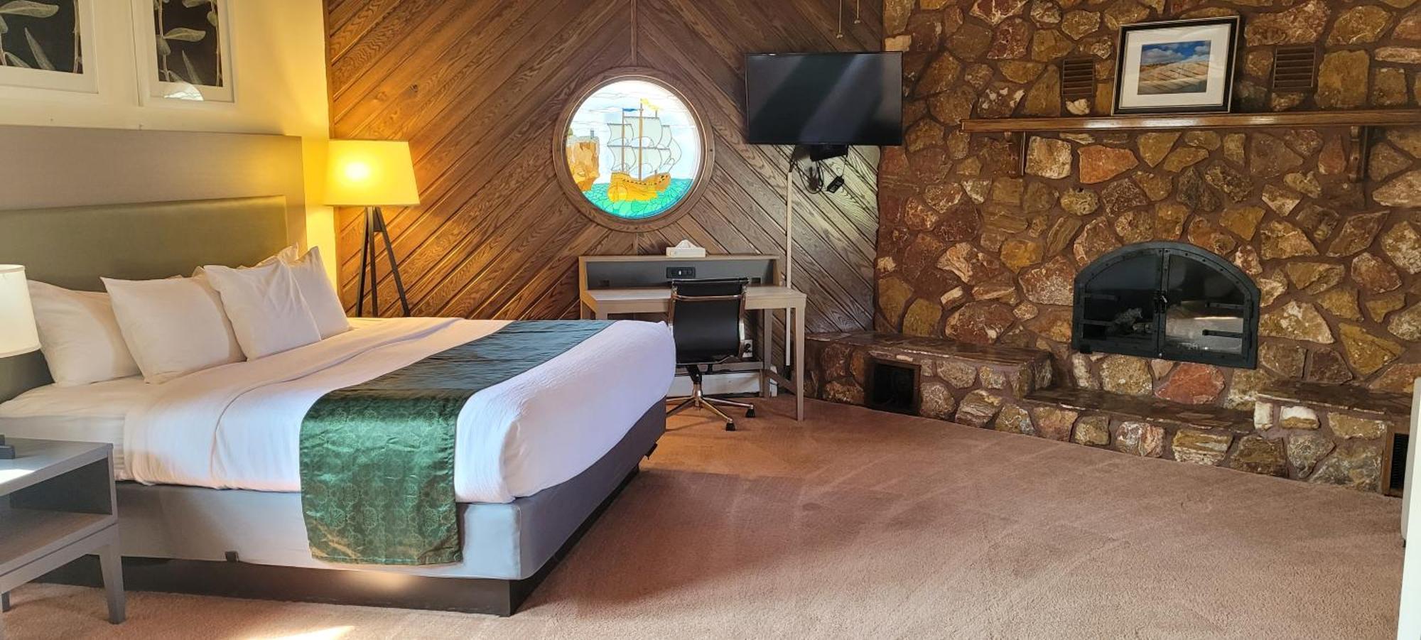 Pictured Rocks Inn And Suites Munising Ngoại thất bức ảnh