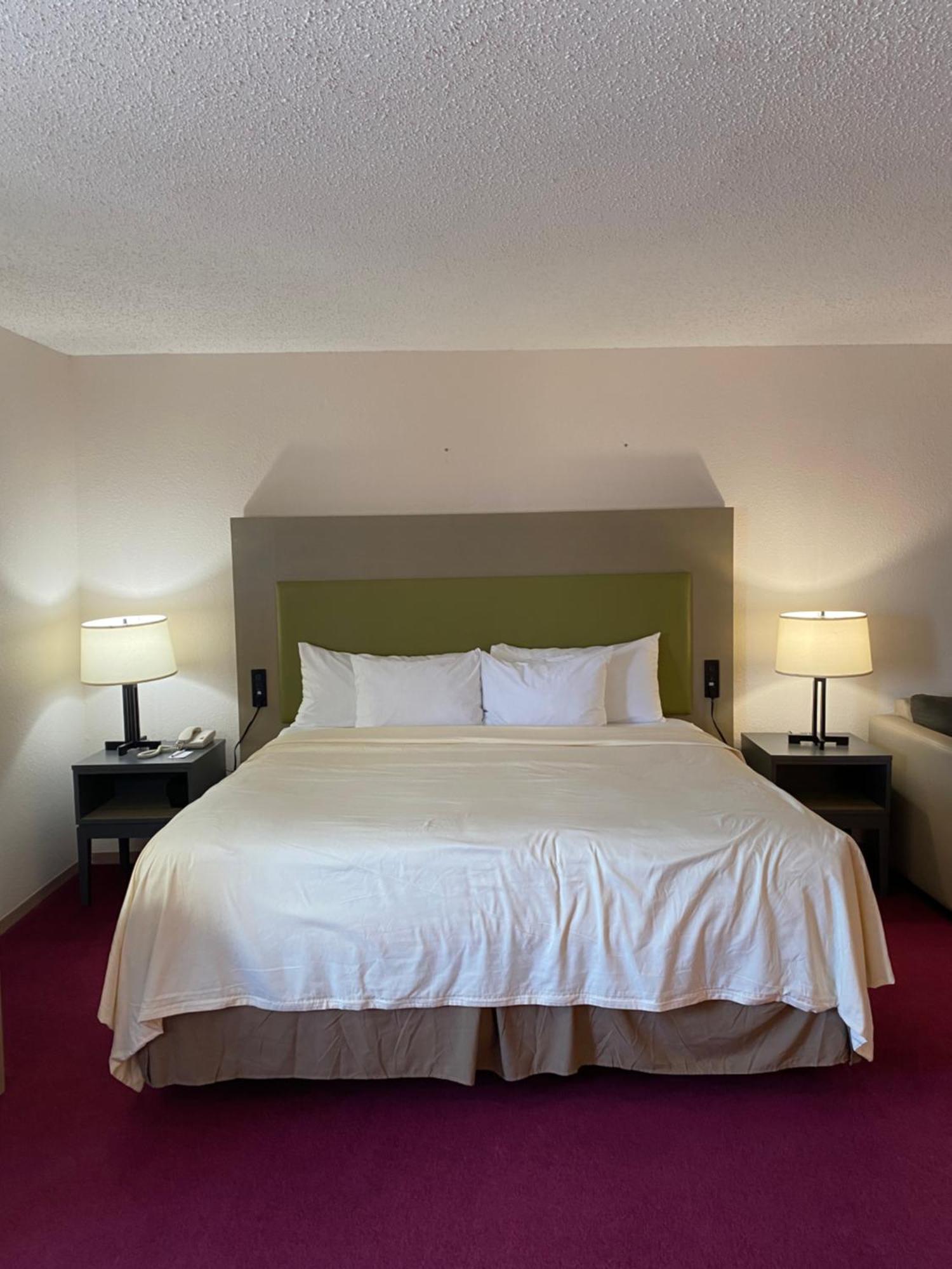 Pictured Rocks Inn And Suites Munising Ngoại thất bức ảnh