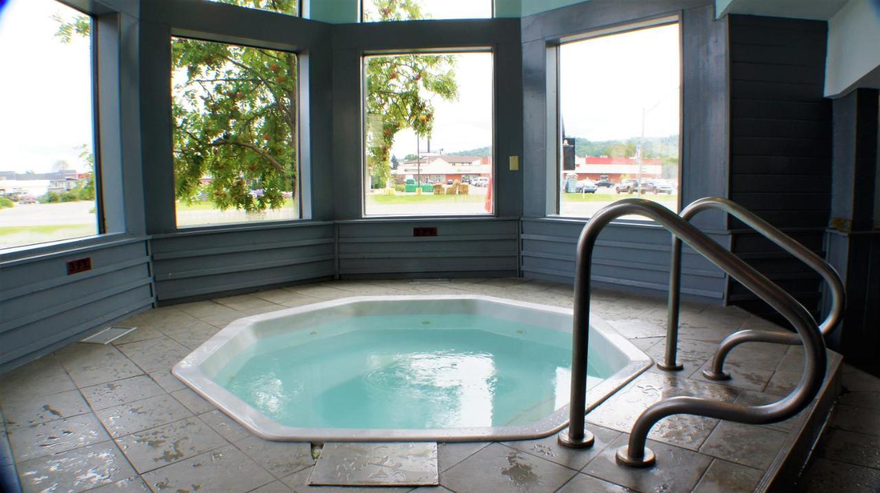 Pictured Rocks Inn And Suites Munising Ngoại thất bức ảnh